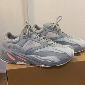 Yeezy Boost 700